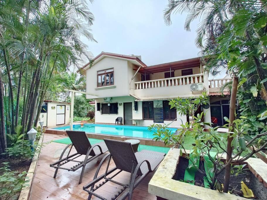 Valecha Villa Entire 4Bhkbunglow With 5000 Sq Ft Garden Lonavala Exterior photo